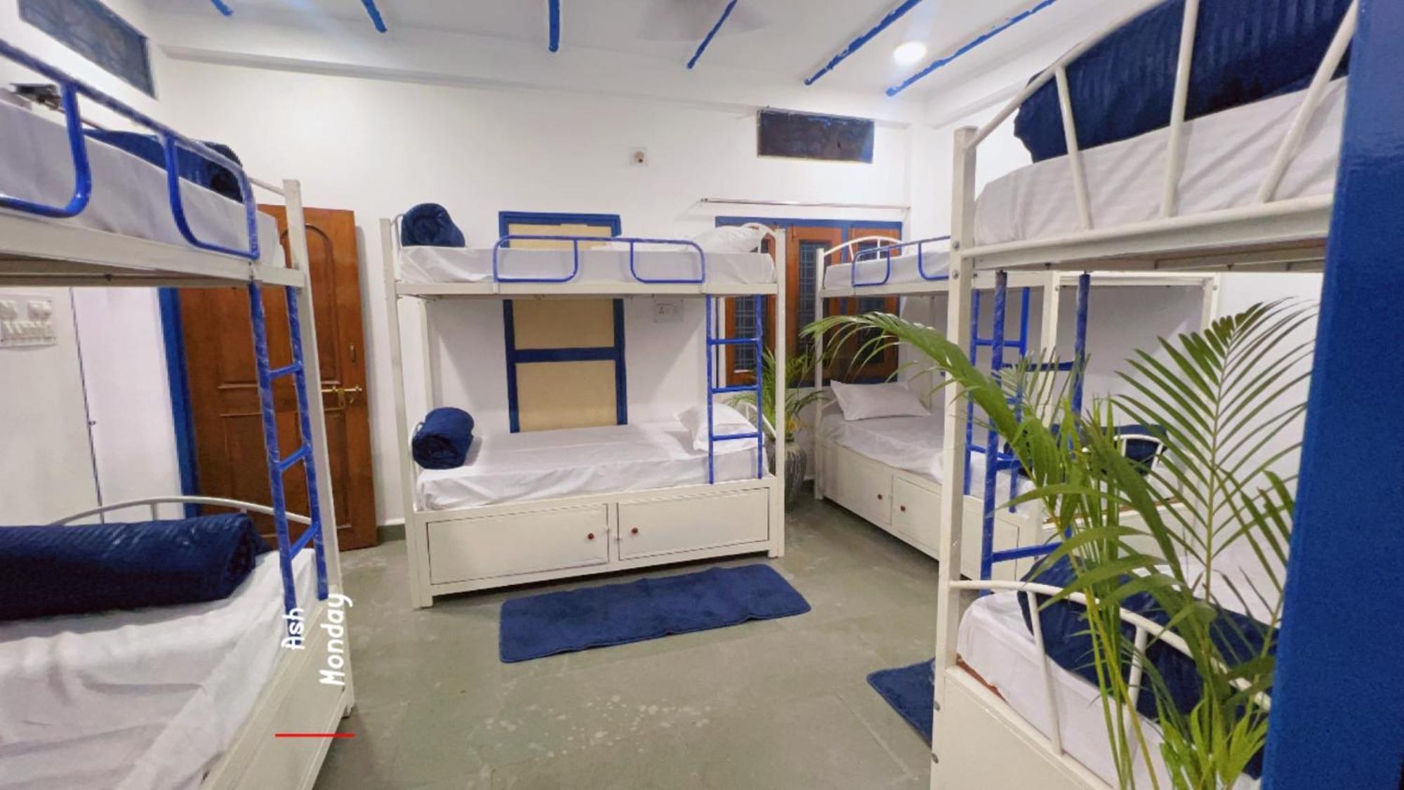 Pause Hostel Ujjain Exterior photo